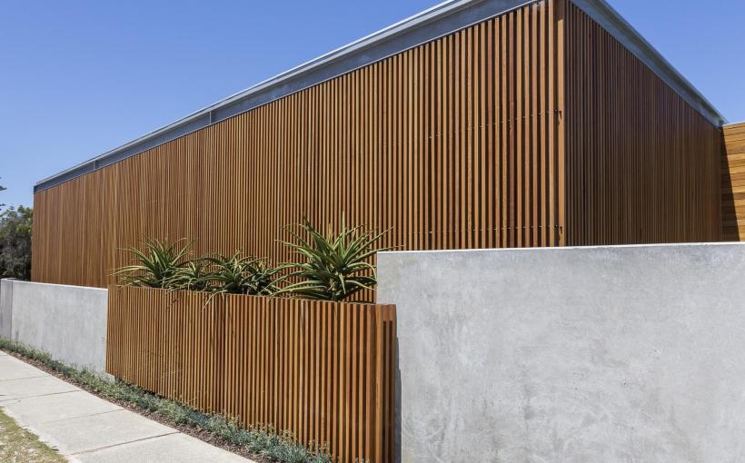 Boral Screening Blackbutt 2